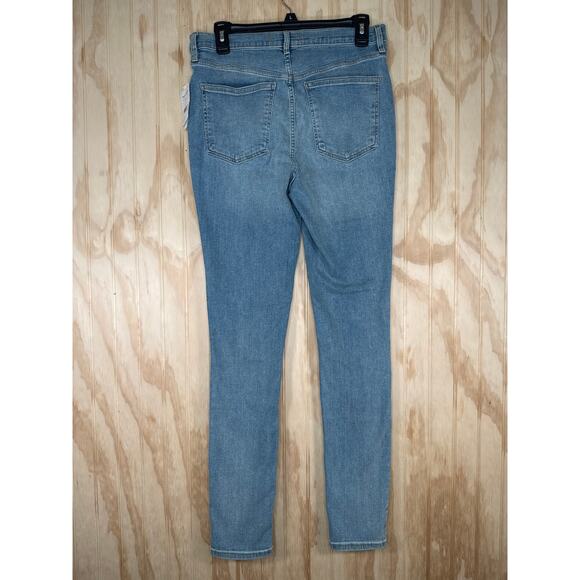 Free People High Rise Skinny Light Wash Stretch Jeans NWT Size 30 Minimalist - Picture 2 of 7